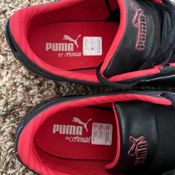 Puma Men\'s Ferrari Black and Red Sneakers